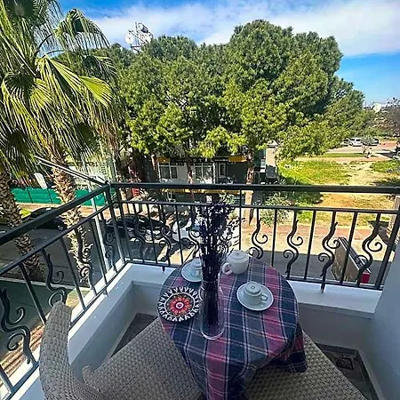Serenity Ξενοδοχείο 3*