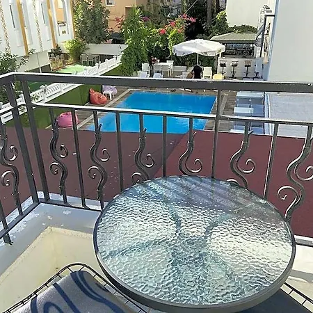 Ξενοδοχείο Serenity 3*